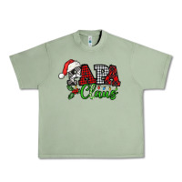 Oil Green Papa Claus with christmas lights and mistletoe Urban Heavy Tee - NancyCooperArtShop