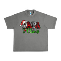 Tornado Papa Claus with christmas lights and mistletoe Urban Heavy Tee - NancyCooperArtShop