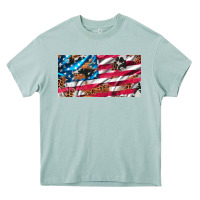 Arona usa flag and leopard with wood license plate Heavy Core Tee - Artiststas