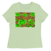 Matcha shamrock glitter leopard and wood background Ladies Tee - Artiststas