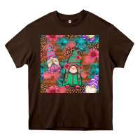 Chocolate Brown floral easter gnomes seamless pattern Heavy Core Tee - Artiststas