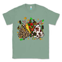 Sage hair stylist with christmas tree Classic Tee - MaliasSmallBusiness