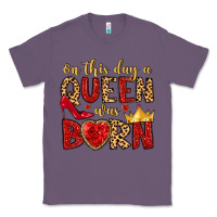 Lavender on this day a queen was born Classic Tee - MaliasSmallBusiness