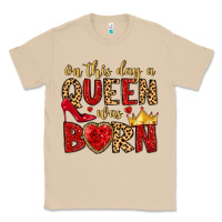 Mushroom on this day a queen was born Classic Tee - MaliasSmallBusiness