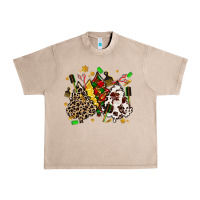French Oak hair stylist with christmas tree Urban Heavy Tee - MaliasSmallBusiness