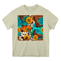 Mossy cowboy boots and hat seamless pattern Heavy Core Tee - BundleAndBundleShop