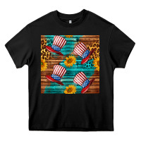 Black celebrity hat with leopard Heavy Core Tee - BundleAndBundleShop