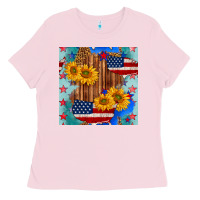 Bubblegum Pink usa map with sunflowers and leopard seamless pattern Ladies Tee - BundleAndBundleShop