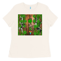 Lucky Ladies Tee | Teevron