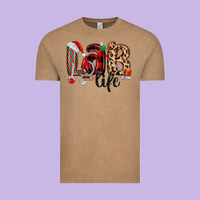 Lab Life Christmas Vintage Tee Designed By Maliassmallbusiness