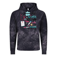 Cloud Black she works willingly with her hands Vintage Hoodie - MaliasSmallBusiness