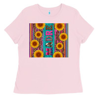 Bubblegum Pink madre cinco de mayo Ladies Tee - Artiststas