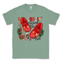 Sage christmas crocin around the tree Classic Tee - CowhideDigitalArt