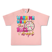 Salmon wake me when the ball drops Urban Heavy Tee - MaliasSmallBusiness
