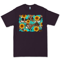 Plum sunflower and cowhides with wood and turquoise background Premium Tee - Artiststas