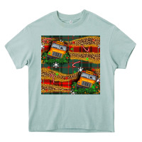 Arona christmas school bus seamless pattern Heavy Core Tee - BundleAndBundleShop