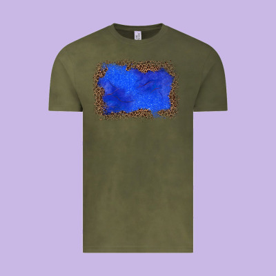 Gemstone Blue Leopard Background Vintage Tee Designed By Jahusdesignshop