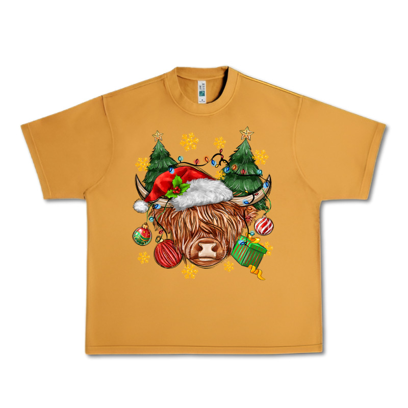 Christmas Highland Cow Urban Heavy Tee by MaliasSmallBusiness | Teevron
