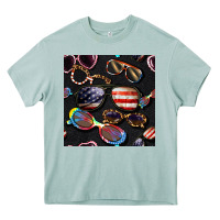 Arona 4th of july glasses  seamless pattern Heavy Core Tee - BundleAndBundleShop