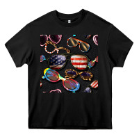 Black 4th of july glasses  seamless pattern Heavy Core Tee - BundleAndBundleShop