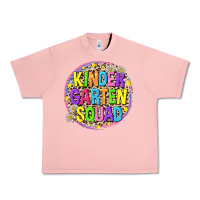 Salmon kindergarten squad Urban Heavy Tee - NancyCooperArtShop