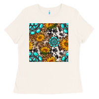 Bone western gemstone and sunflower seamless pattern Ladies Tee - BundleAndBundleShop