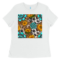 White western gemstone and sunflower seamless pattern Ladies Tee - BundleAndBundleShop
