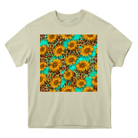Mossy sunflowers and leopard western seamless pattern Heavy Core Tee - BundleAndBundleShop