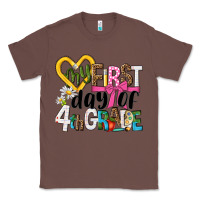 Chestnut my first day of 4th grade Classic Tee - NancyCooperArtShop