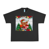 Pigment Black christmas cow Urban Heavy Tee - MaliasSmallBusiness