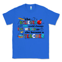 True Royal she believed she could change the world so she bec Classic Tee - NancyCooperArtShop