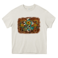 Cream cross backgraund Heavy Core Tee - JahusDesignShop