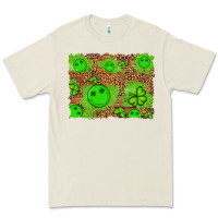 Bone shamrock glitter leopard and wood background Premium Tee - Artiststas