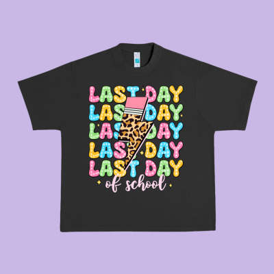 Last Day Of School Urban Heavy Tee Designed By Jahusdesignshop