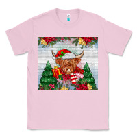 Bubblegum Pink christmas cow Classic Tee - MaliasSmallBusiness