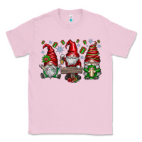 Bubblegum Pink christmas gnomes celebration Classic Tee - CowhideDigitalArt