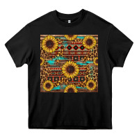 Black sunflower and leopard seamless pattern Heavy Core Tee - BundleAndBundleShop