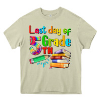 Mossy last day of fifth grade Heavy Core Tee - Artiststas