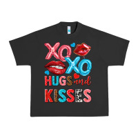 Pigment Black xo xo hugs and kisses Urban Heavy Tee - NancyCooperArtShop