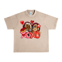 French Oak xo xo with leopard and cowhide heart Urban Heavy Tee - NancyCooperArtShop
