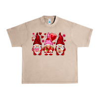 French Oak valentines day gnomies with heart balloon Urban Heavy Tee - NancyCooperArtShop