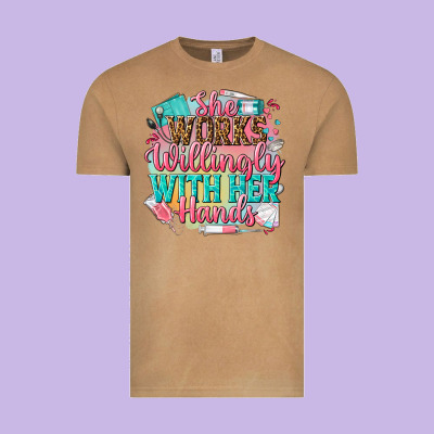She Works Willingly With Her Hands Vintage Tee Designed By Nancycooperartshop
