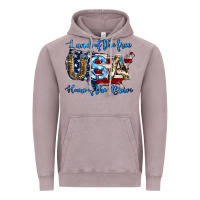 Vintage Zinc land of the free home of the brave american flag background Vintage Hoodie - Jasminsmagicworld