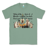Sage nativity Classic Tee - MaliasSmallBusiness