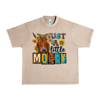 French Oak just a little moody with cow Urban Heavy Tee - NancyCooperArtShop