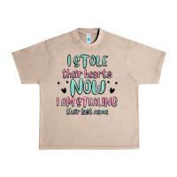 French Oak i stole their hearts now i am stealing their last Urban Heavy Tee - MaliasSmallBusiness