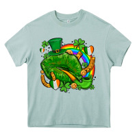 Arona st patricks lips with horseshoe rainbow and shamrocks Heavy Core Tee - AdoDesignShop