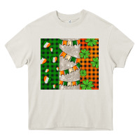 Cream irish flag with shamrocks and heart Heavy Core Tee - AdoDesignShop