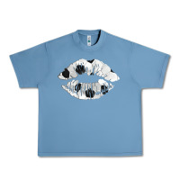 Pebble Blue soccer lips Urban Heavy Tee - AdoDesignShop