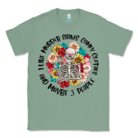 Sage i like murder shows comfy clothes and like 3 peopl Classic Tee - MaliasSmallBusiness